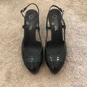 Chanel Green and Black Patent Leather Heels